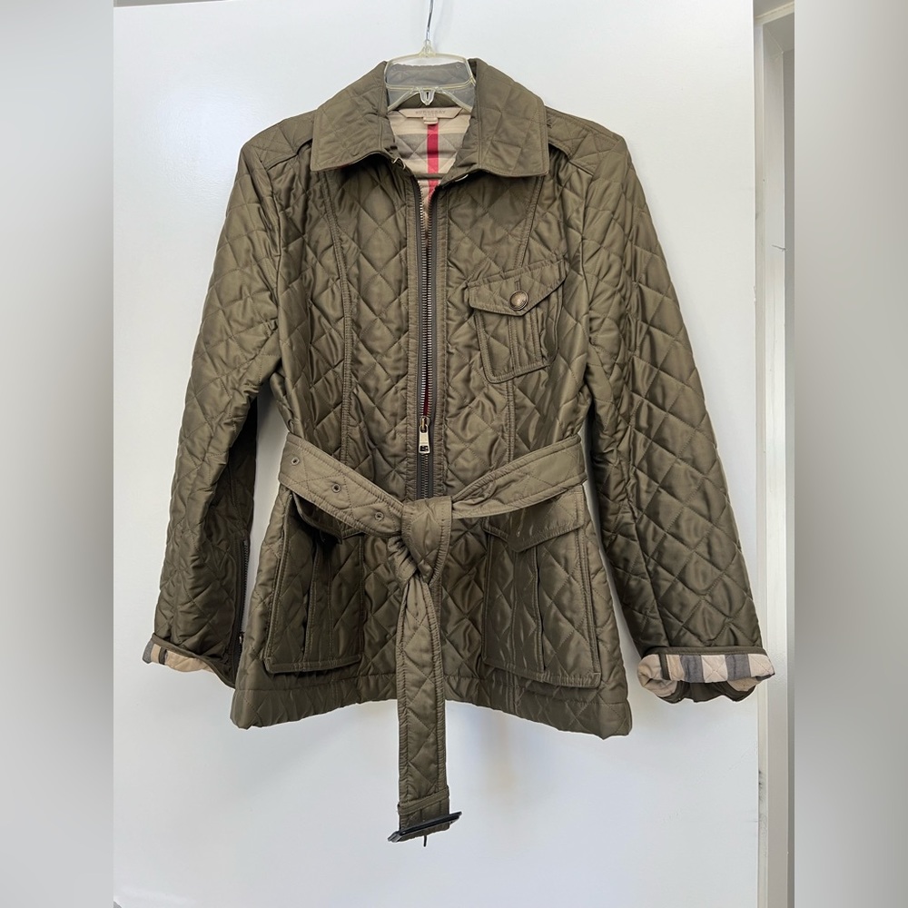 Burberry women’s nova check quilted belted jacket
